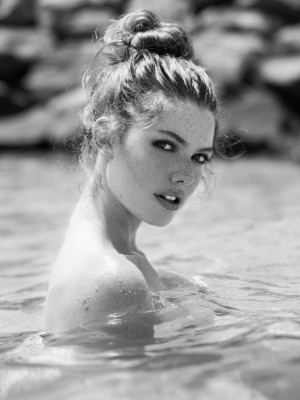 Mckenna Berkley pic #914097