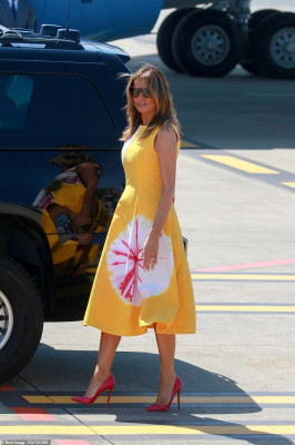 photo 3 in Melania Trump gallery [id1195806] 2019-12-24 00:00:00