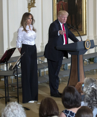 Melania Trump pic #936134