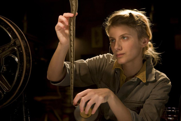 photo 9 in Melanie Laurent gallery [id223419] 2010-01-08 00:00:00