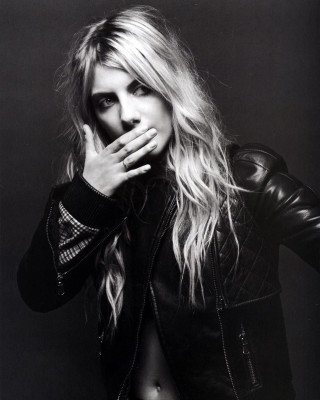 photo 7 in Melanie Laurent gallery [id1319214] 2023-01-03 00:00:00