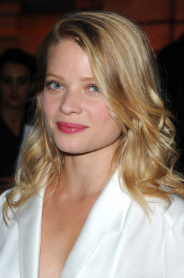 Melanie Thierry pic #410313