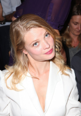 Melanie Thierry pic #410497