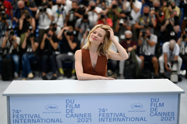 Melanie Thierry pic #1307441