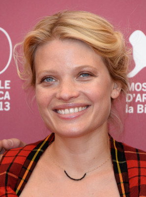 Melanie Thierry pic #635084
