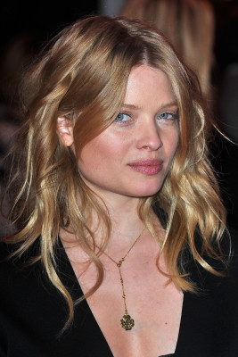 Melanie Thierry pic #369099
