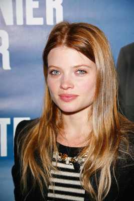 Melanie Thierry pic #398333
