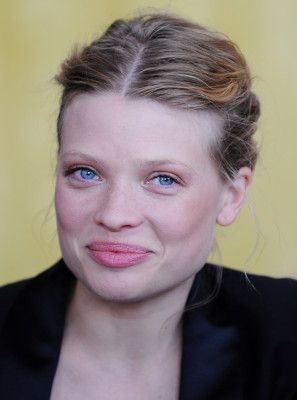 Melanie Thierry pic #560604