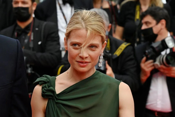 Melanie Thierry pic #1261094