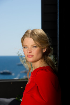 Melanie Thierry pic #388146