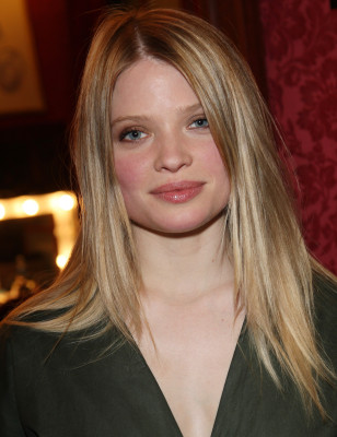 Melanie Thierry pic #563349