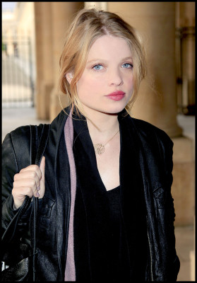 Melanie Thierry pic #386319