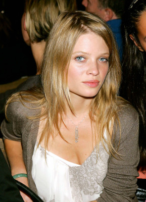 Melanie Thierry pic #572534
