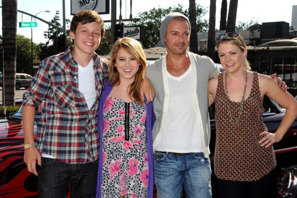 photo 16 in Melissa Joan Hart gallery [id357382] 2011-03-21 00:00:00