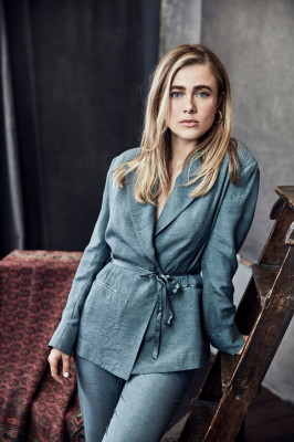 Melissa Roxburgh pic #1140350