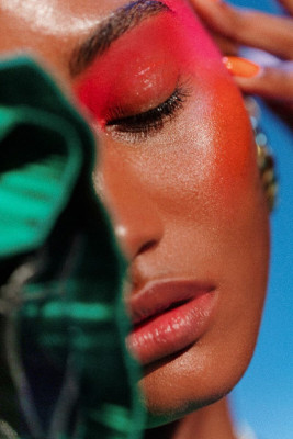 Melodie Monrose by Tom Newton