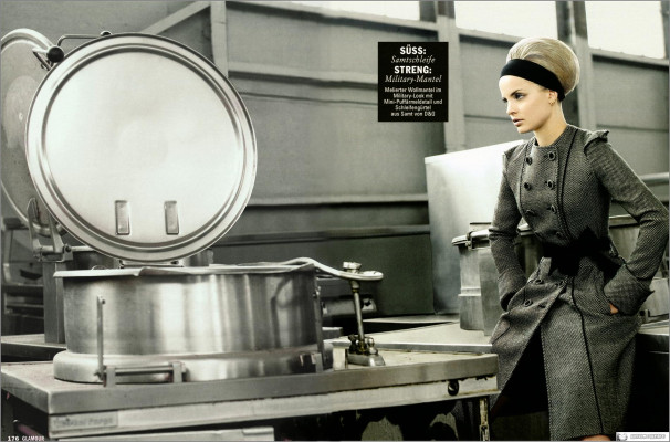 Mena Suvari pic #211455