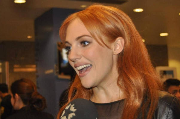 Meryem Uzerli pic #630561