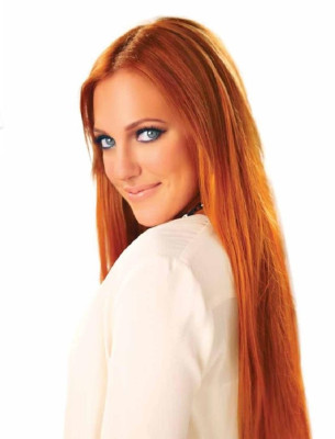 Meryem Uzerli pic #630567