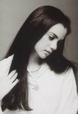 Mia Kirshner pic #57186