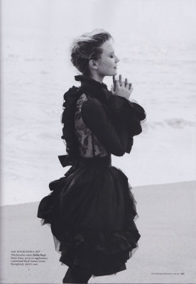 Mia Wasikowska pic #392439