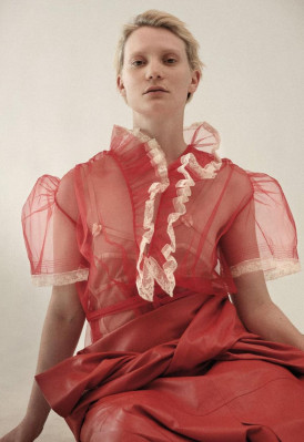 photo 5 in Mia Wasikowska gallery [id856383] 2016-06-03 00:00:00