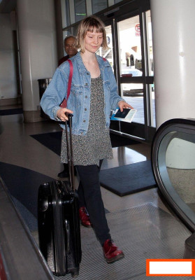 Mia Wasikowska pic #617844