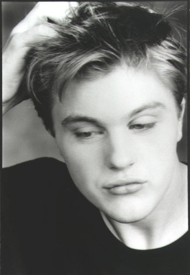 Michael Pitt pic #496846