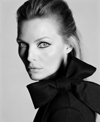 photo 8 in Michelle Pfeiffer gallery [id230672] 2010-01-27 00:00:00