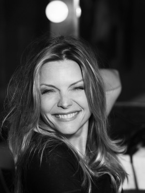 Michelle Pfeiffer pic #187504