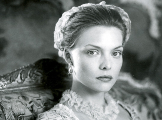 photo 14 in Michelle Pfeiffer gallery [id322155] 2011-01-04 00:00:00
