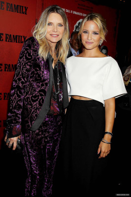 photo 29 in Michelle Pfeiffer gallery [id633815] 2013-09-24 00:00:00