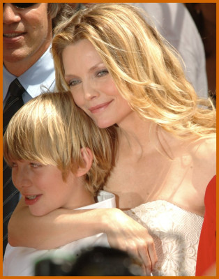 Michelle Pfeiffer pic #83093