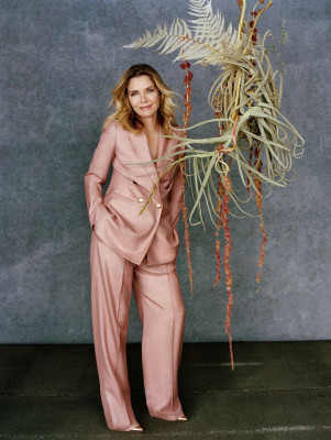 photo 14 in Michelle Pfeiffer gallery [id1322764] 2023-02-28 00:00:00