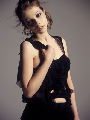 photo 9 in Michelle Trachtenberg gallery [id200442] 2009-11-16 00:00:00