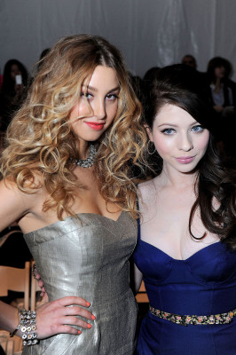 photo 24 in Michelle Trachtenberg gallery [id236260] 2010-02-16 00:00:00