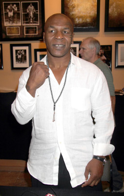 Mike Tyson pic #297618