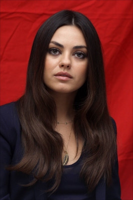 Mila Kunis pic #584097