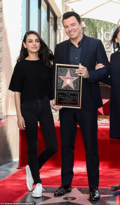 Mila Kunis pic #1125219