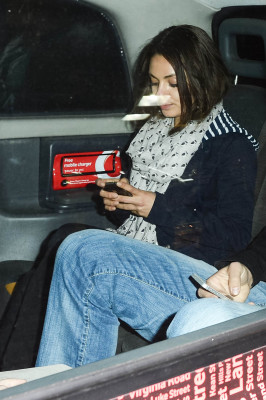 Mila Kunis pic #610637