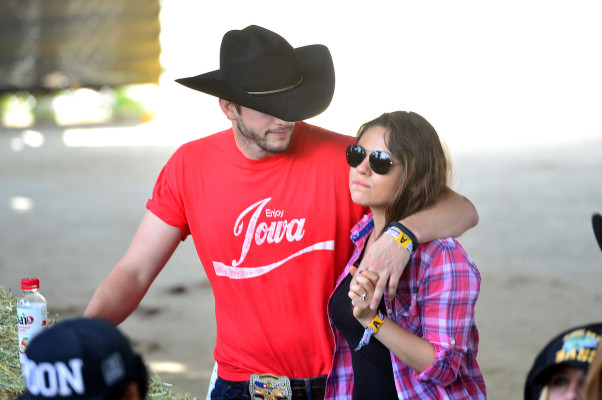 Mila Kunis pic #693928
