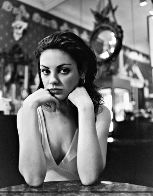 Mila Kunis pic #1309231