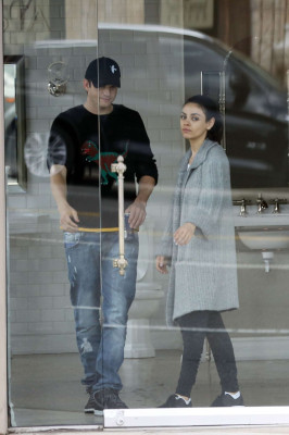 Mila Kunis pic #1023518