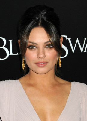 Mila Kunis pic #313220