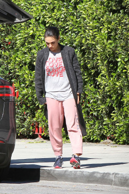 Mila Kunis pic #1022511
