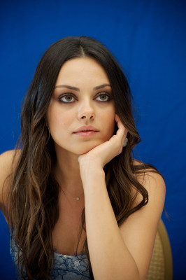 Mila Kunis pic #505715