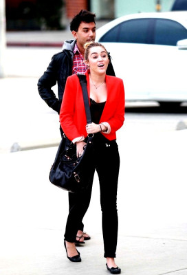 Miley Cyrus pic #420540