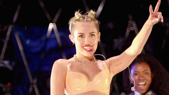 Miley Cyrus pic #629675