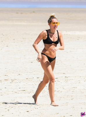 photo 25 in Miley Cyrus gallery [id998819] 2018-01-17 00:00:00