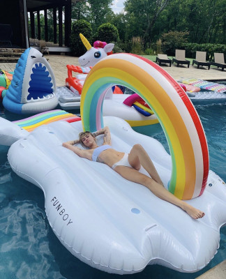Miley Cyrus pic #1162046